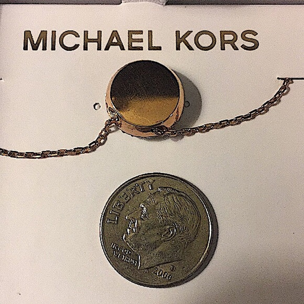 MICHAEL KORS - ROSE GOLD-TONE PENDANT NECKLACE - Picture 4 of 13